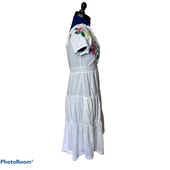 Johnny Was JWLA Embroidered Floral White S… - Picture 9 of 10